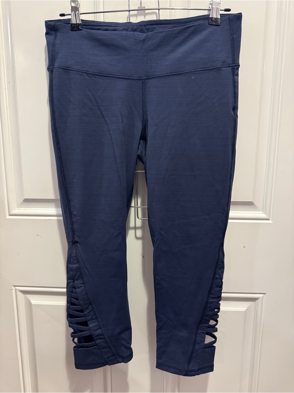 Athleta Navy Capri Leggings with Ladder Cutout Detail Size M
